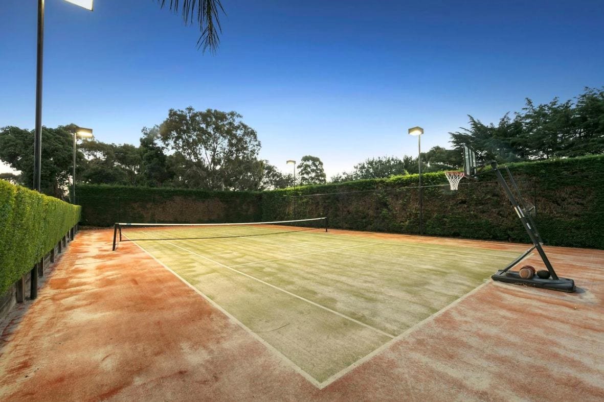 Holiday dream! Spa, Pool, Tennis, In ground tramp! gallery image 5