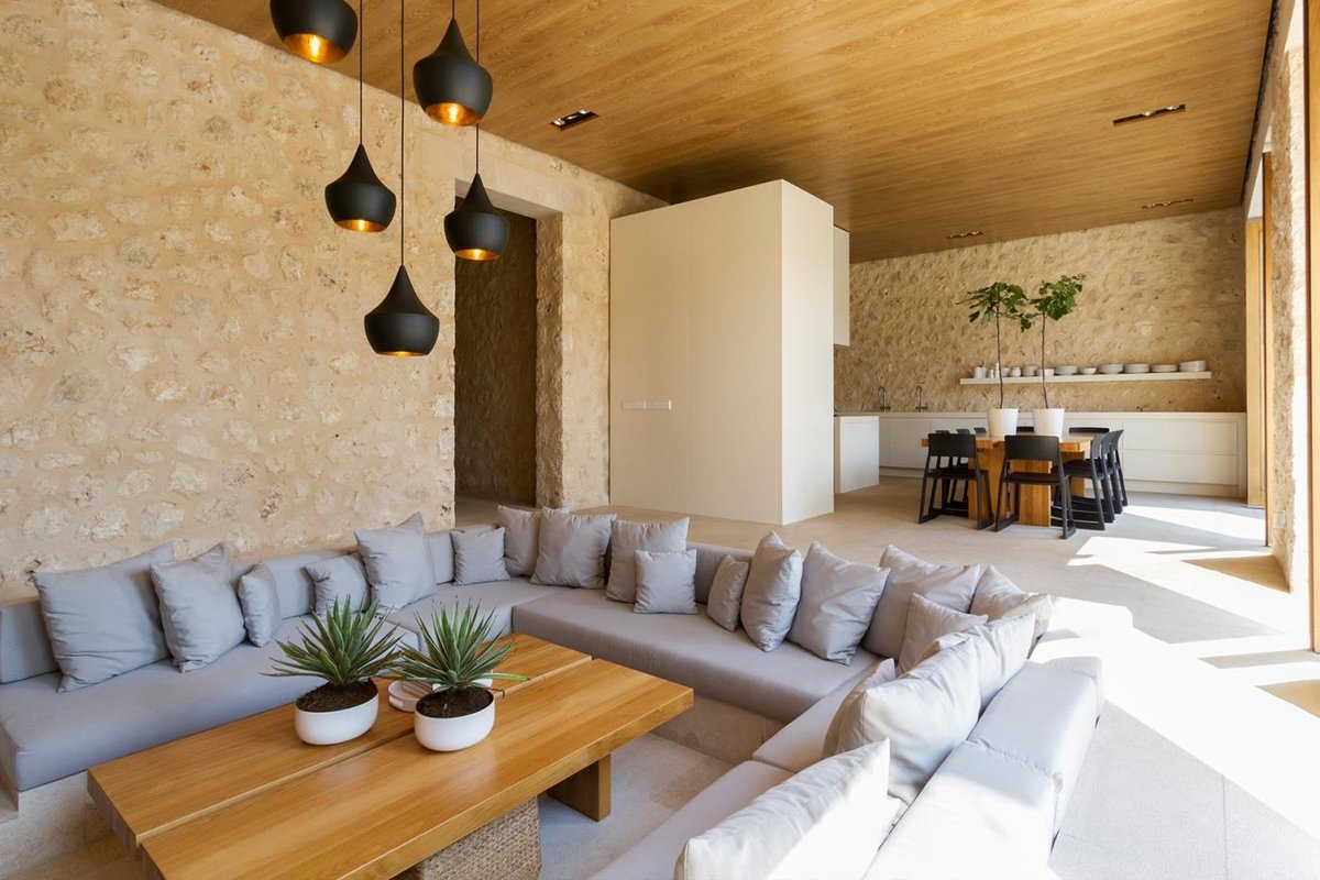Stylish townhouse which is great for cyclists