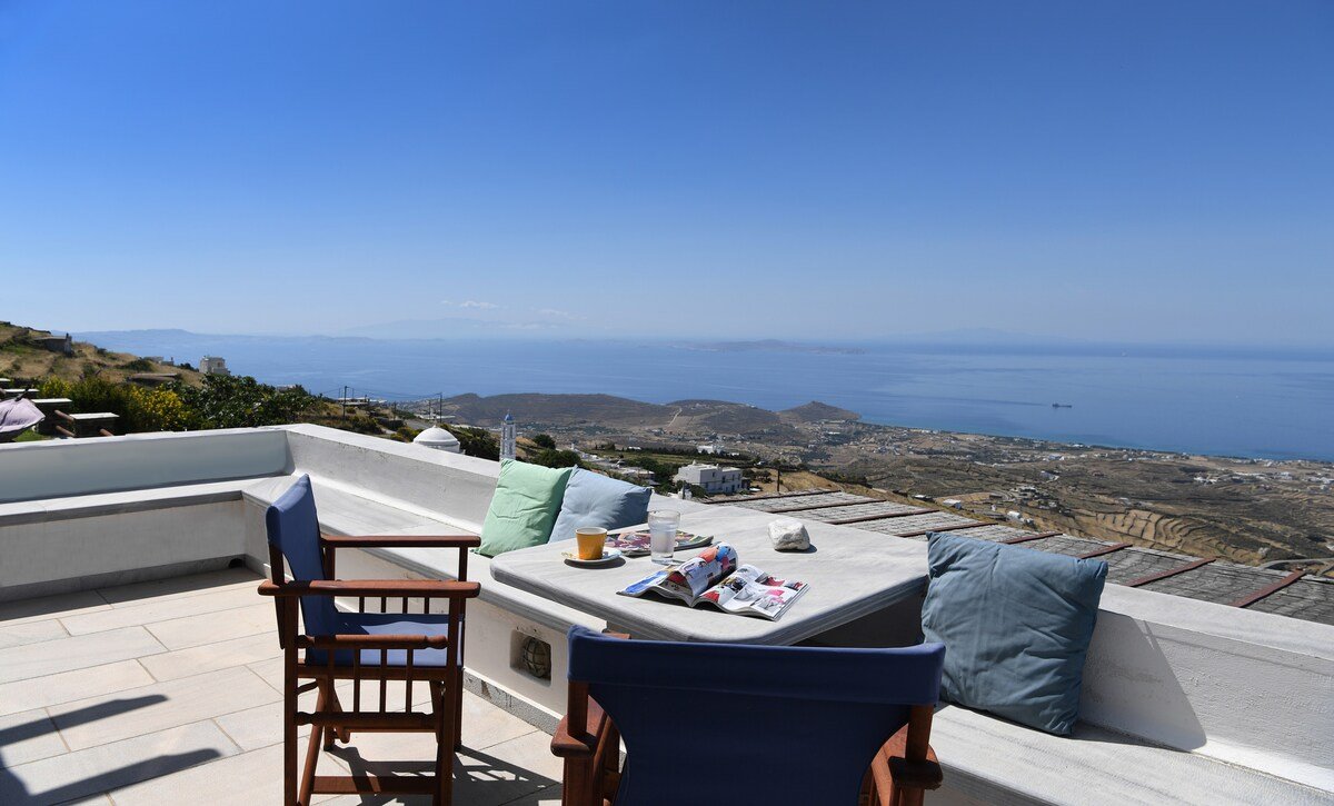 Tinos Sky villa with 8 bedrooms and pool gallery image 4