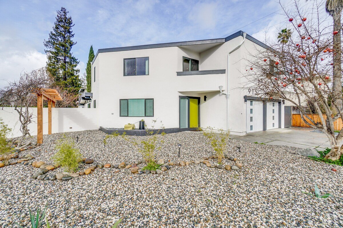 Luxurious 5BR/4.5BA house near Stanford with AC gallery image 4