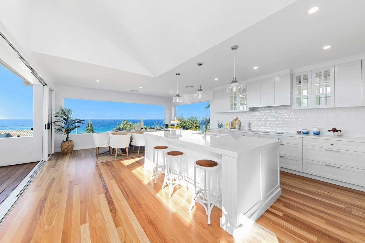 ‘Sunrise View’ – Luxury Villa. gallery image 2