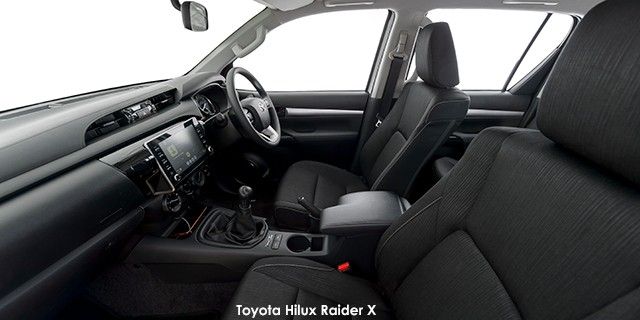 TOYOTA HILUX BEV 4X4 A/T P/U D/C - 22 