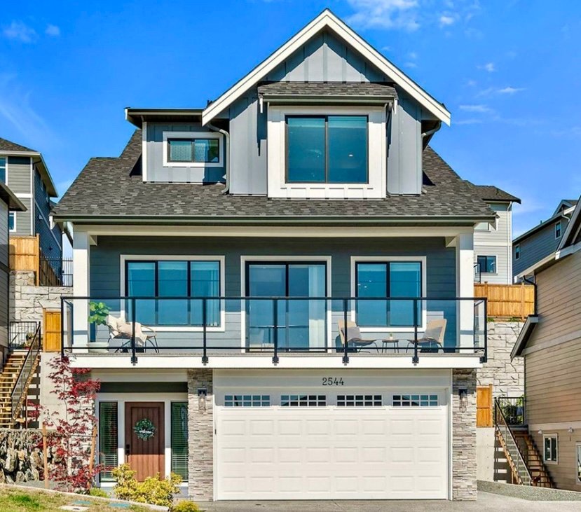 Soleil Space! Your mountaintop retreat awaits