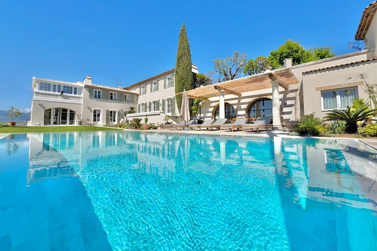 Villa vue mer et montagne grand luxe Nice piscine