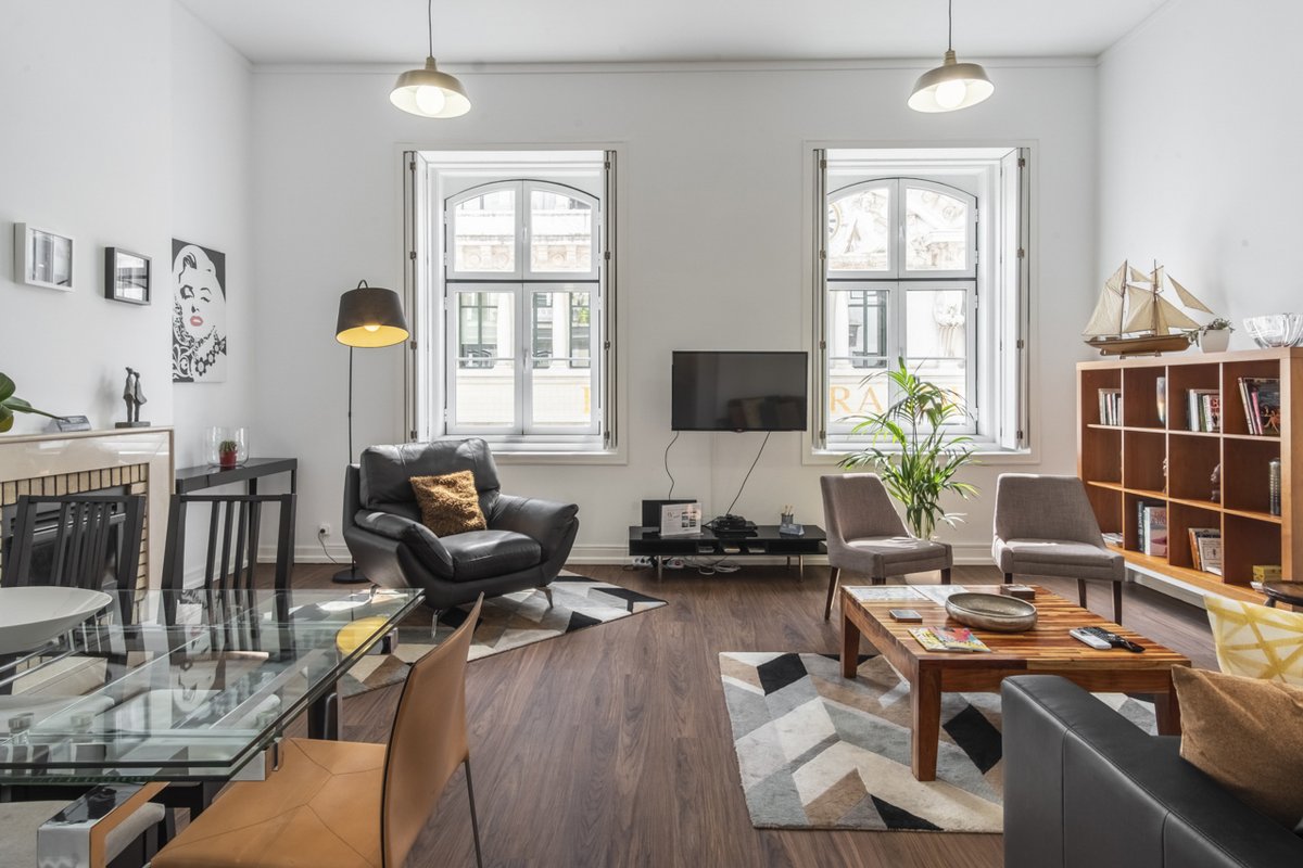 Lv Premier Chiado CH4 spacious, central, elevator