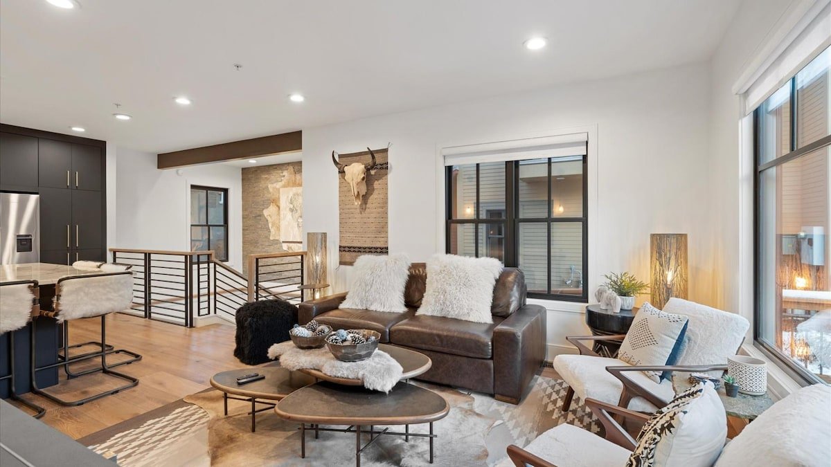 The Silver Buffalo Suite