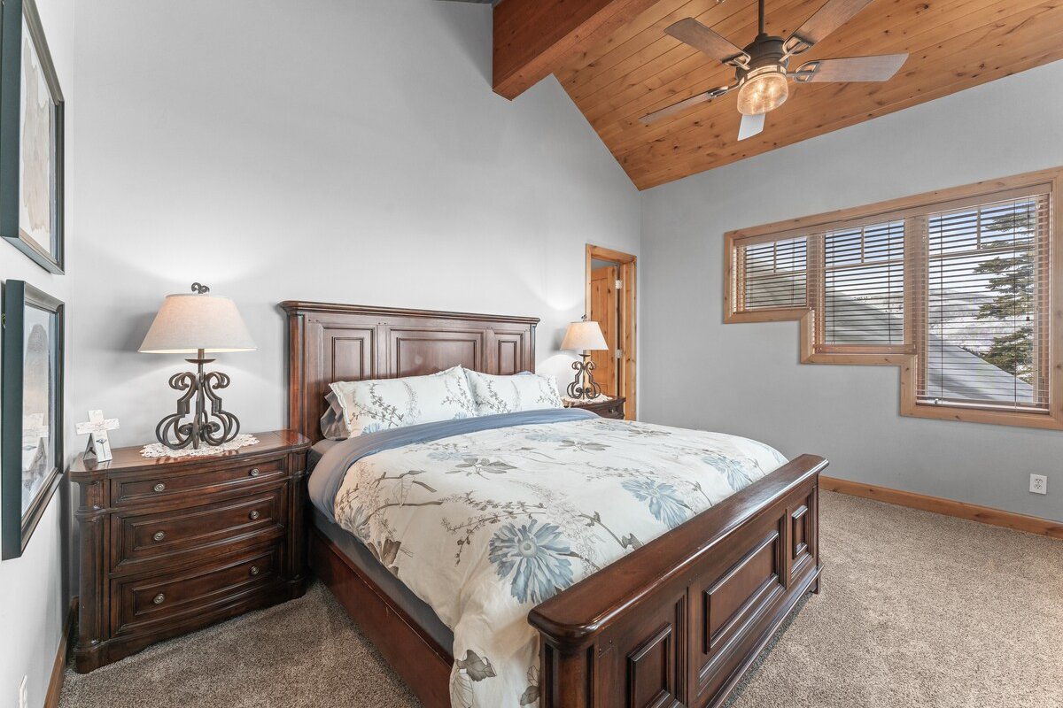 Luxury 4BR in Deer Valley | Steps to DV Ski Run gallery image 5