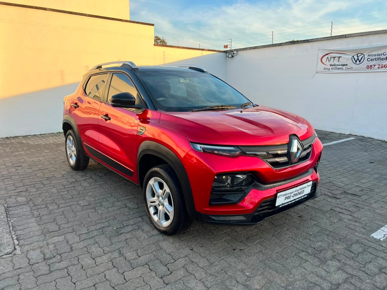 RENAULT KIGER 1.0T INTENS CVT for Sale in South Africa