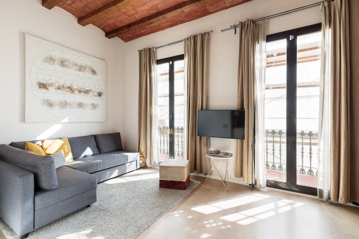 Montserrat Boutique Apartment in Eixample gallery image 2