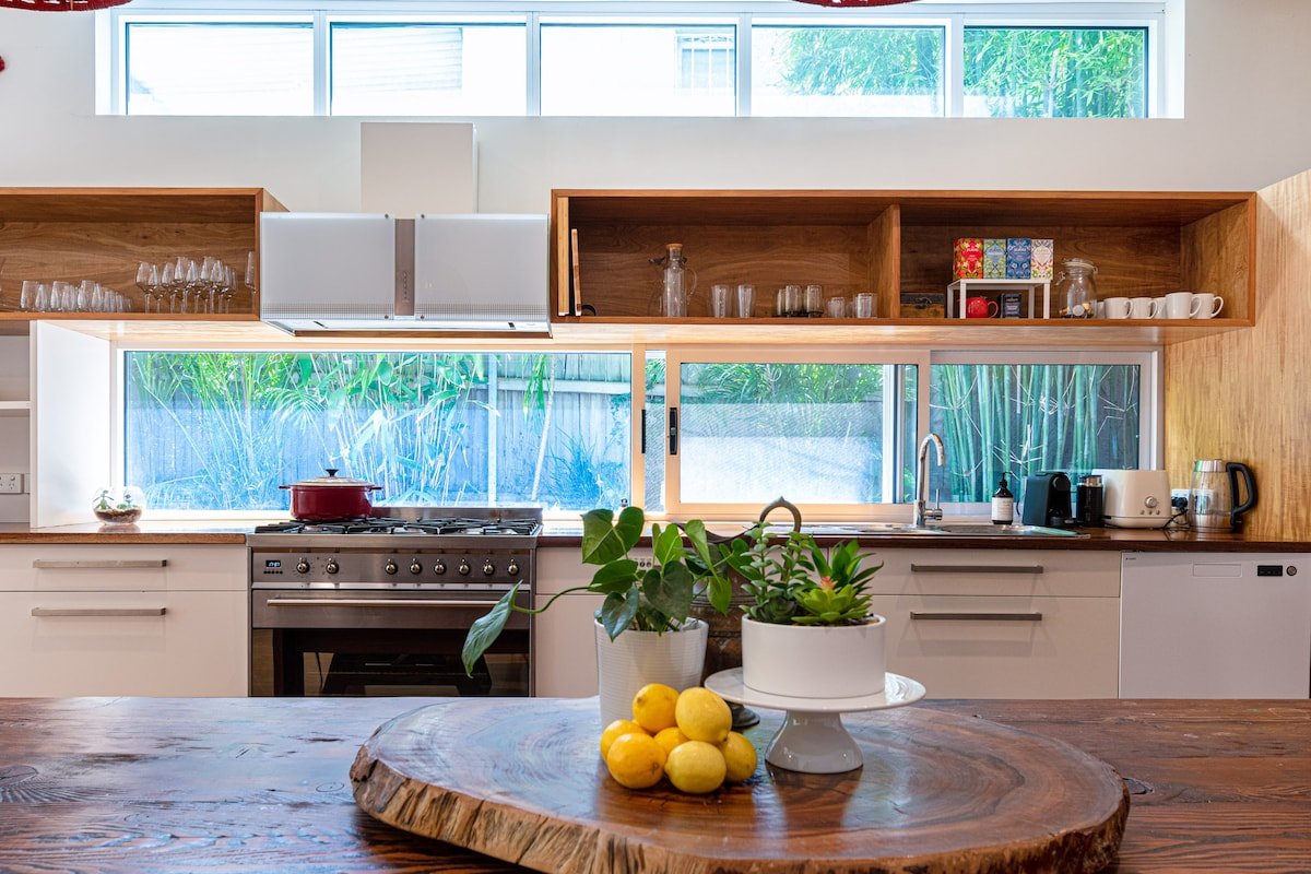 Eclectic Family Home Minutes to Bondi Beach gallery image 4