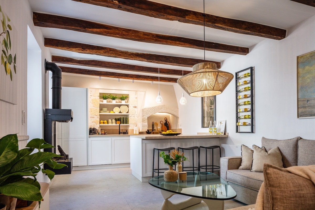 Villa Lemonia with Pool & Steam Room, Modern & lux gallery image 5