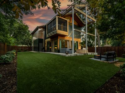 Luxury Home by Greenville Ave, near SMU & Uptown