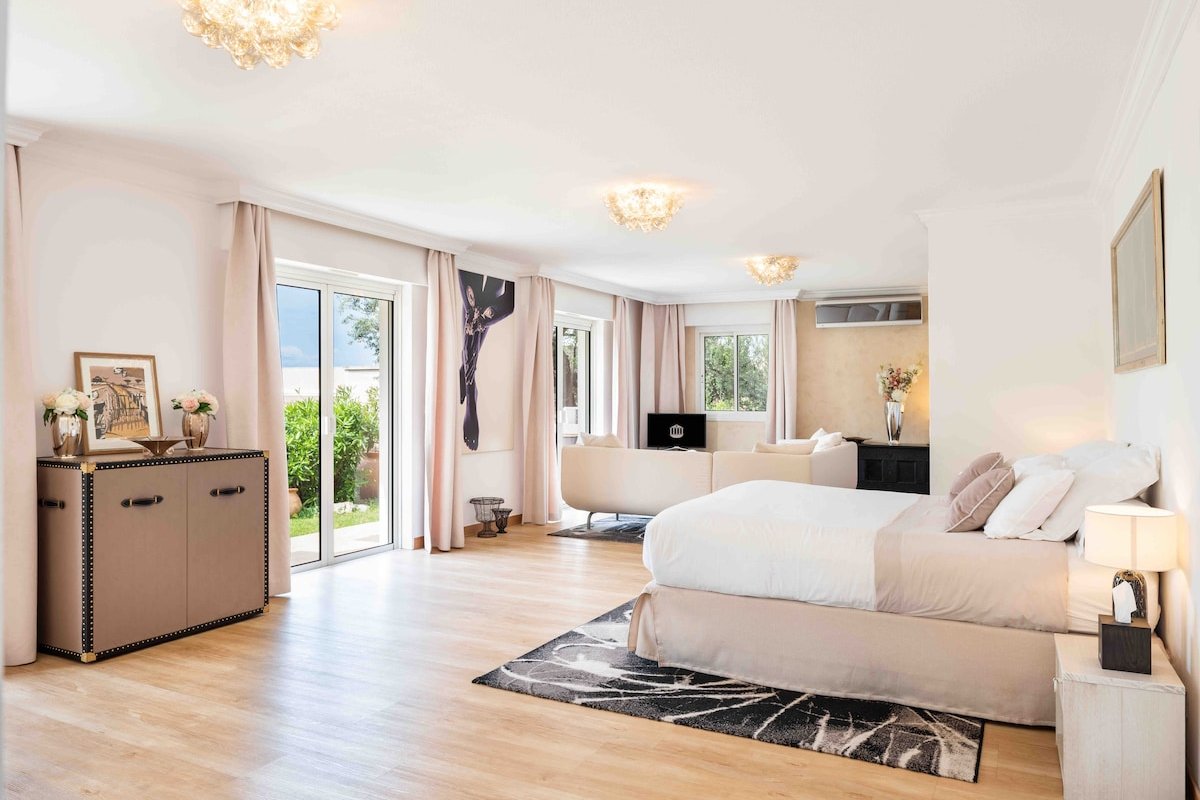 Villa Monaco | Luxury living minutes from Monaco gallery image 2