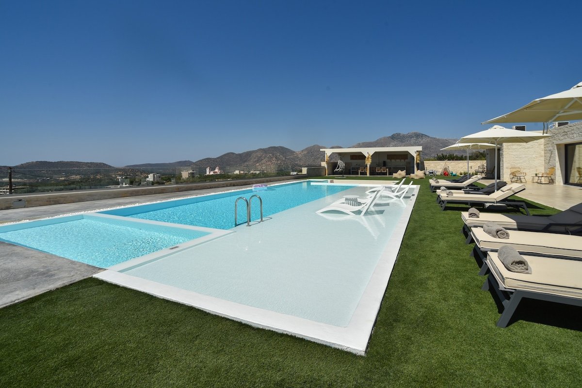 Elira Luxury Villa – With Private Pool gallery image 3