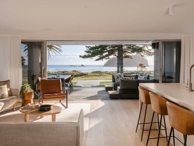 36 Marine – Unparalleled beachfront luxury