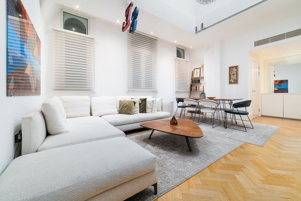 Oxford Street 3Bedroom AC Penthouse & Roof Terrace