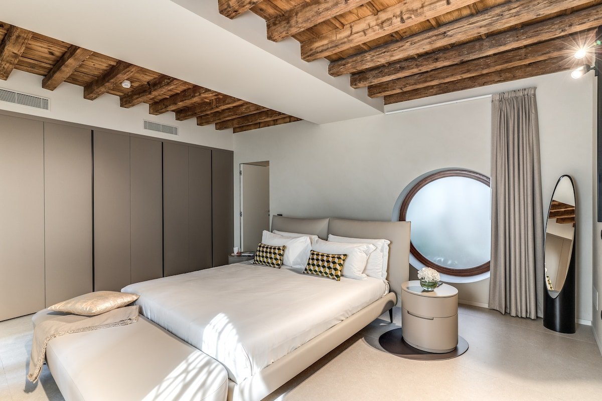 Seety Porta Romana Statue – 1.004 gallery image 3