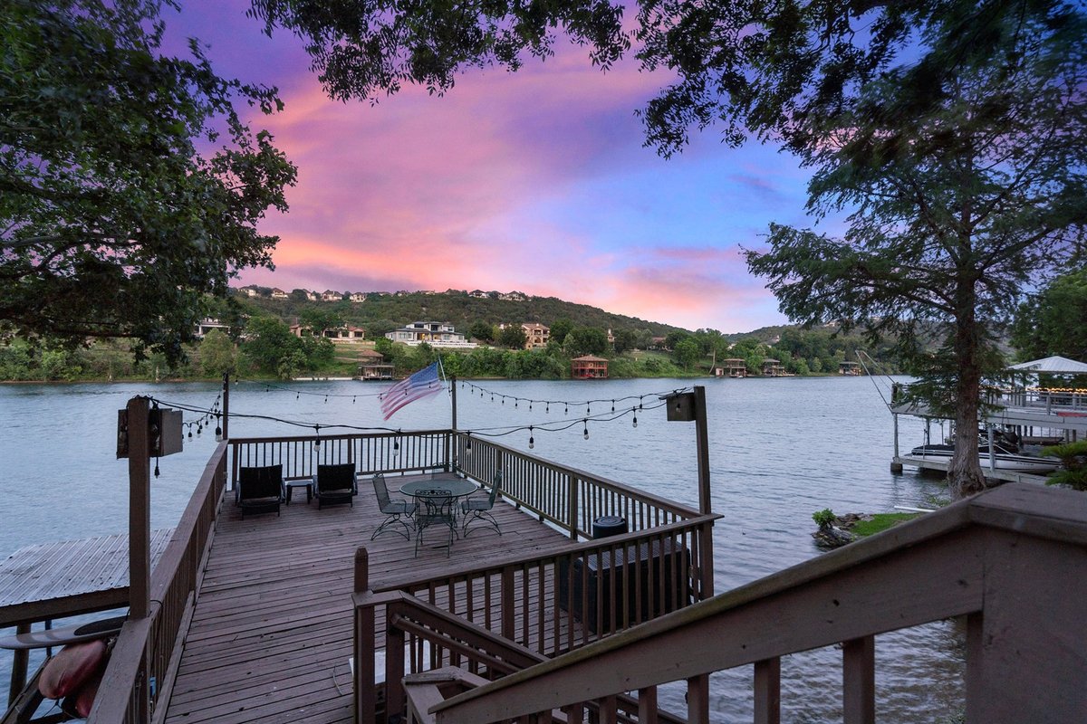 *Waterfront* Lake Austin Home ~Boat Slip~ Hot Tub