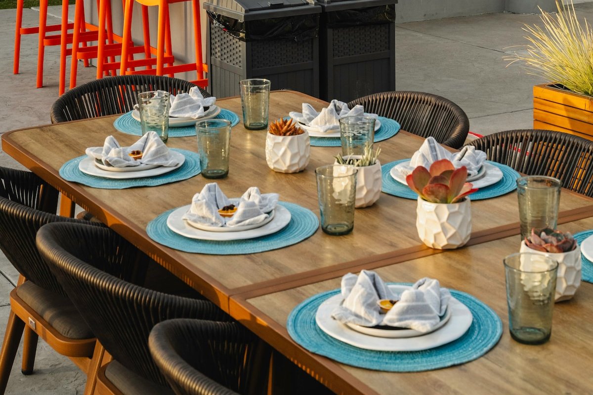 Resort-Style Villa: Pool & Spa gallery image 5