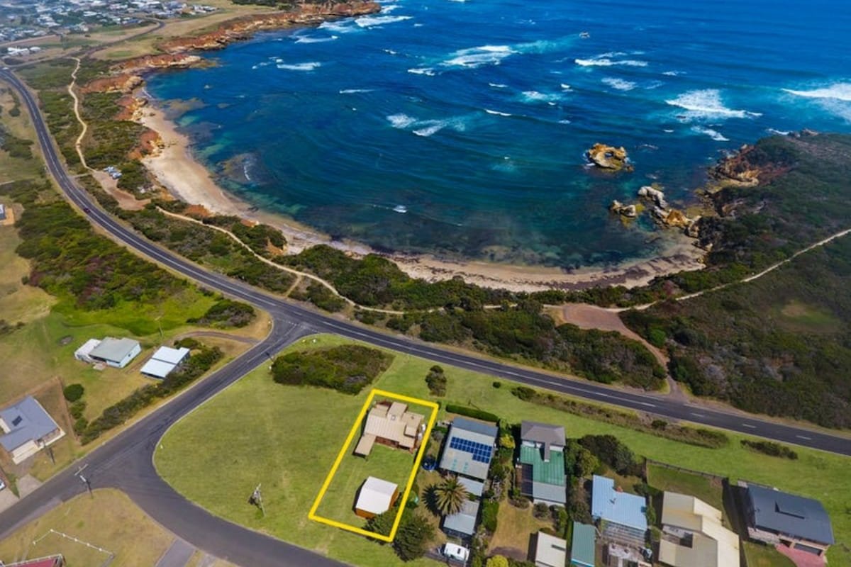 Peterborough Beach House gallery image 4