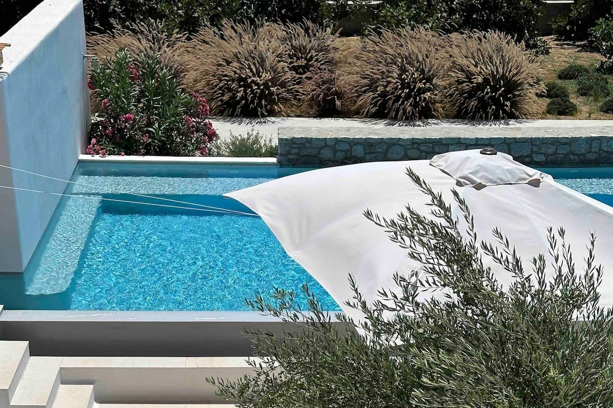 Alio (2suites) with one private swimming pool gallery image 3