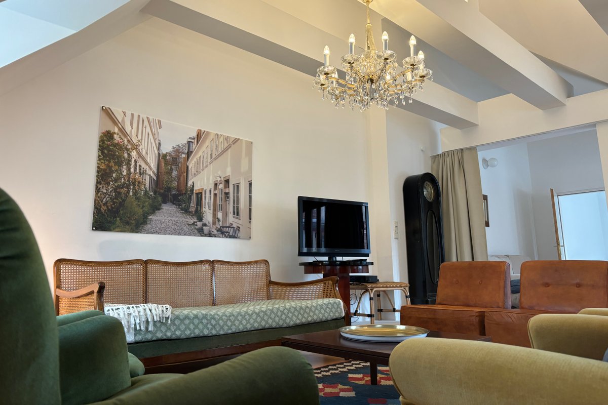 Großzügiges Apartment in historischem Gebäude