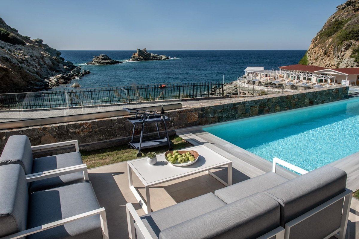 Made By The Sea Villa 1 gallery image 2