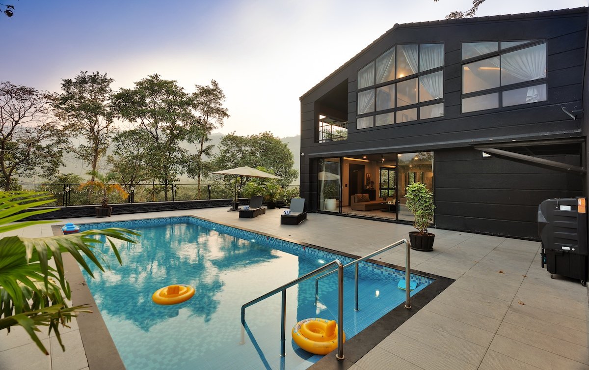 Earl Grey – 3BR pool villa with entertainment room