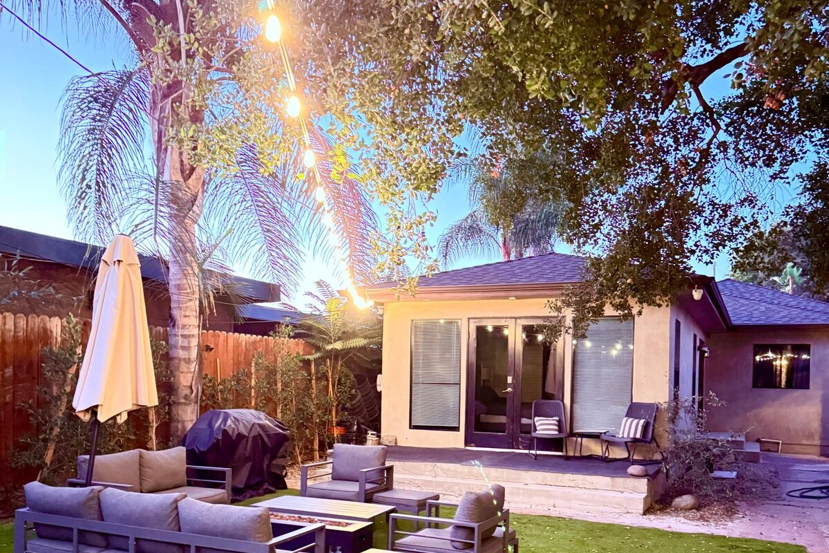 Stylish Casa by Universal|Free Parking+EV Charger gallery image 2