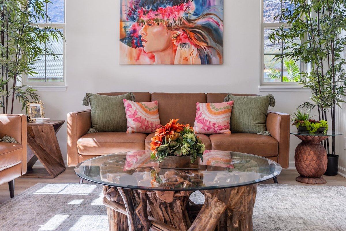 Haku Hideout ~ Top 5% Home on Airbnb! gallery image 2