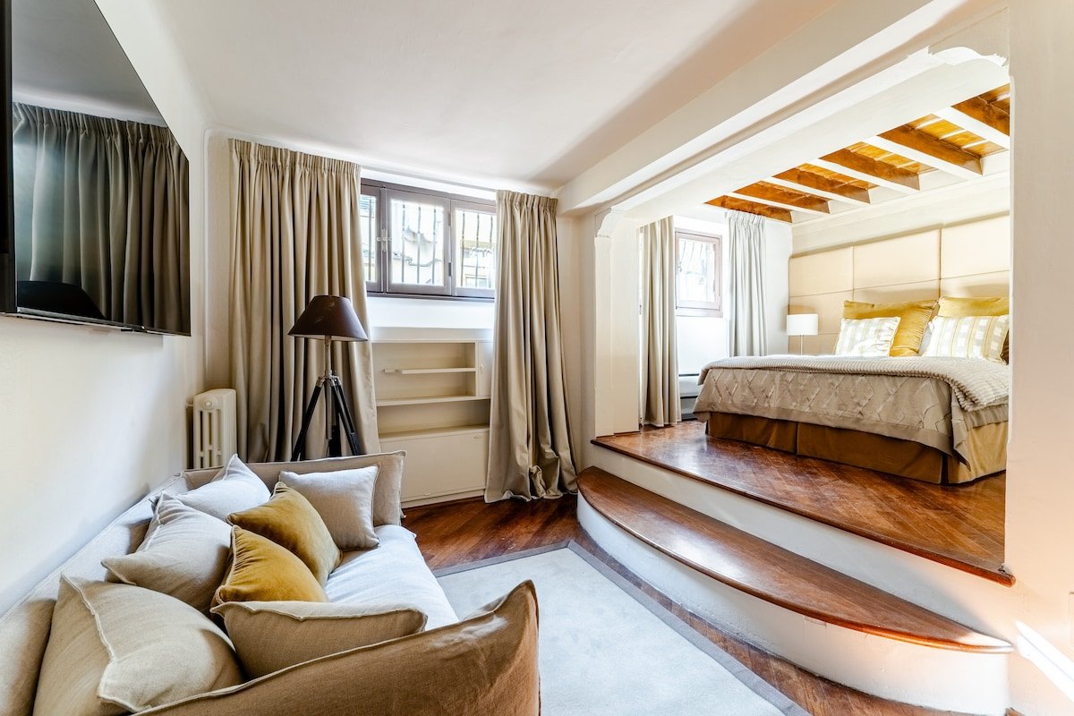 Albizi 25 Luxury Home gallery image 3