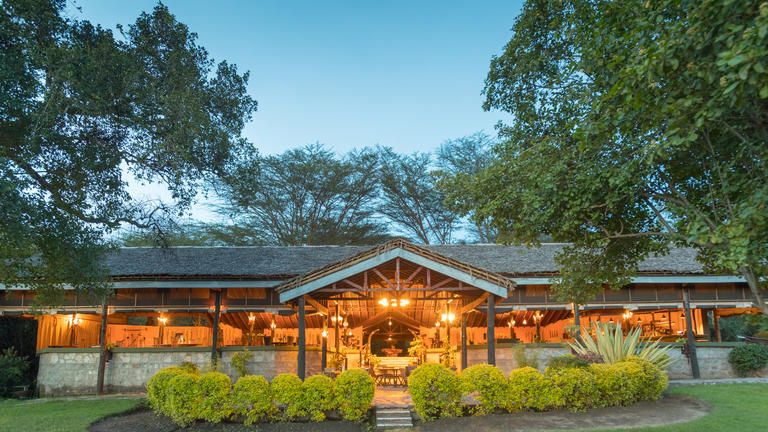 Restaurant and Main Area - Restaurant