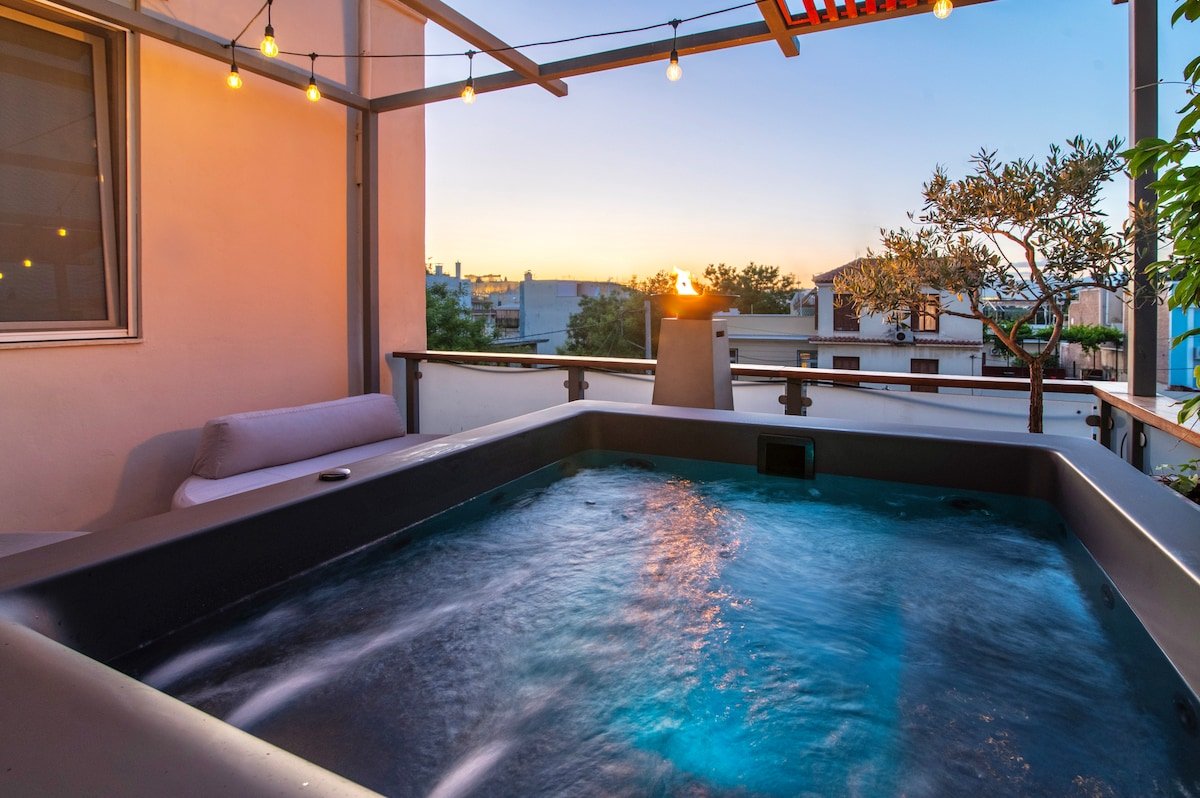 Majestic views over Acropolis gallery image 5