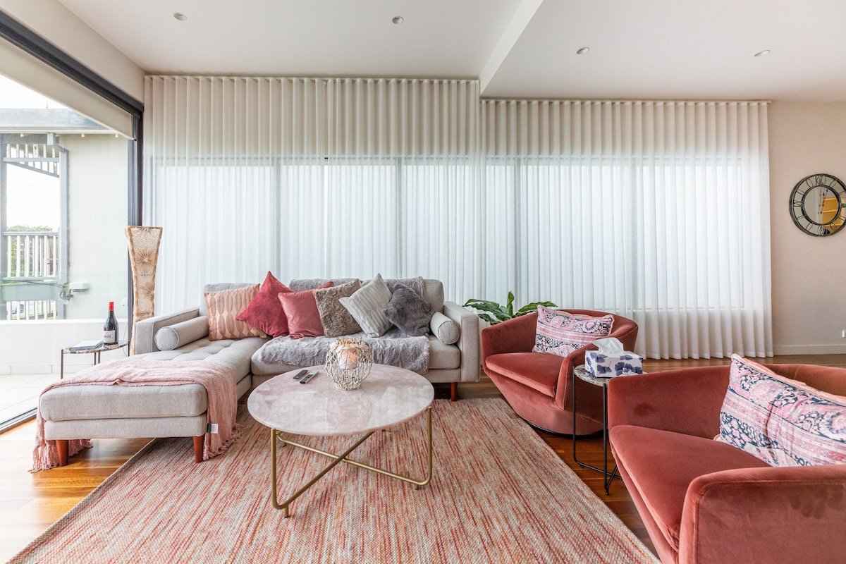 Escape to Beachfront Bliss in Elwood! gallery image 5