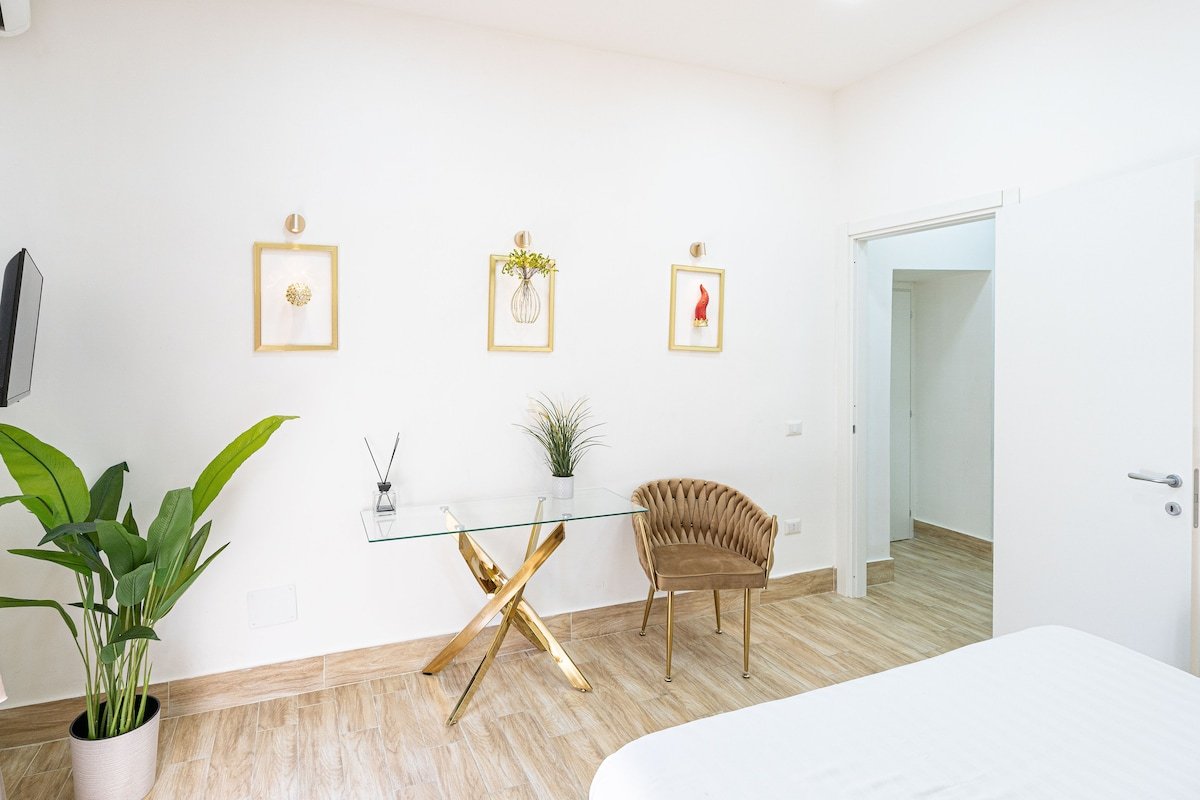 RandomHolidaysApartment Luxury gallery image 5