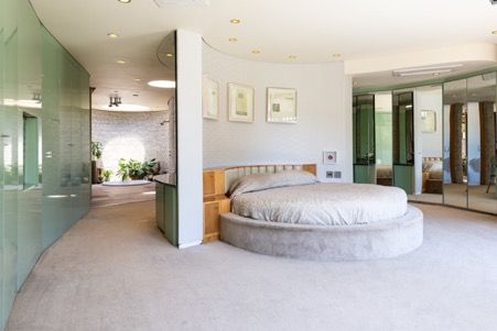 Photo 2 of Organic House accommodation in Bishopscourt, Cape Town with 6 bedrooms and 6 bathrooms