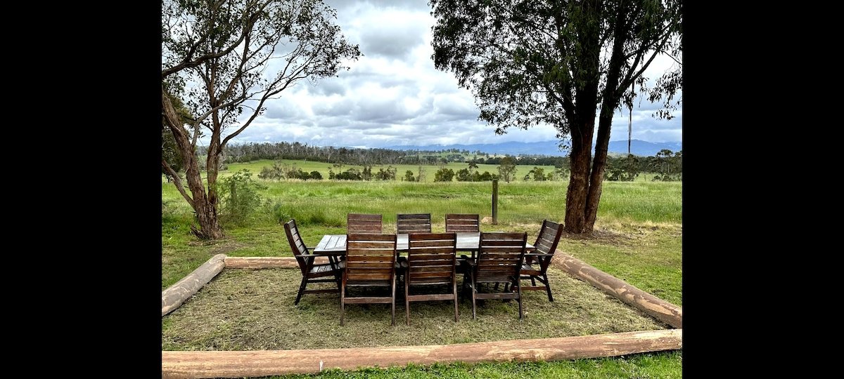 Hillview Farmhouse gallery image 3