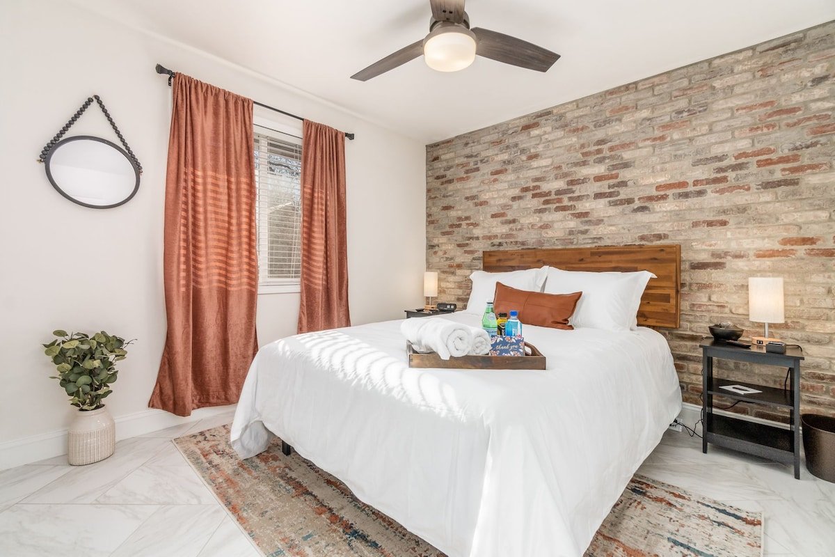 2 Cozy Condos In The Heart Of Short North/OSU gallery image 3