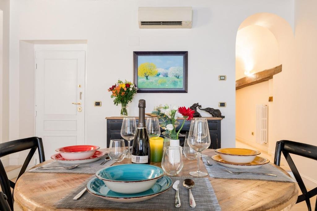 Trevi Charming Apartment gallery image 4