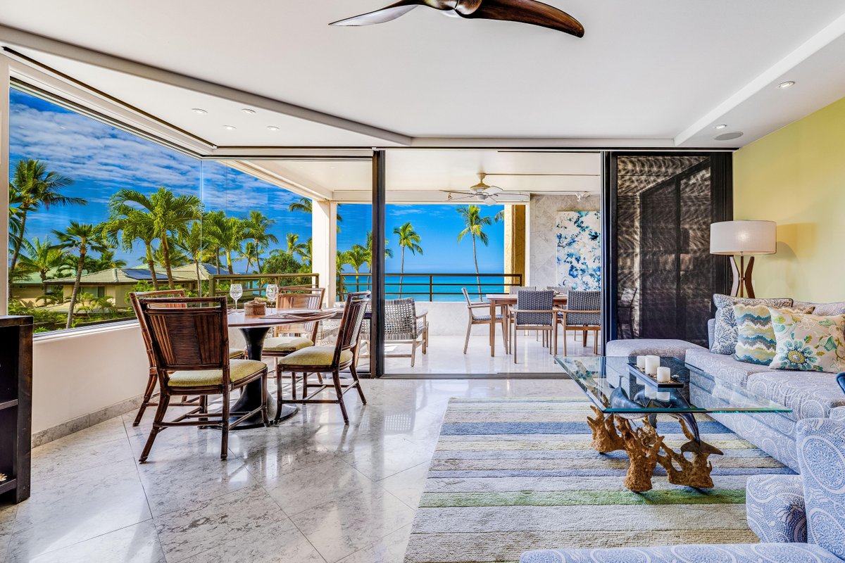 Polo Beach Club | 301