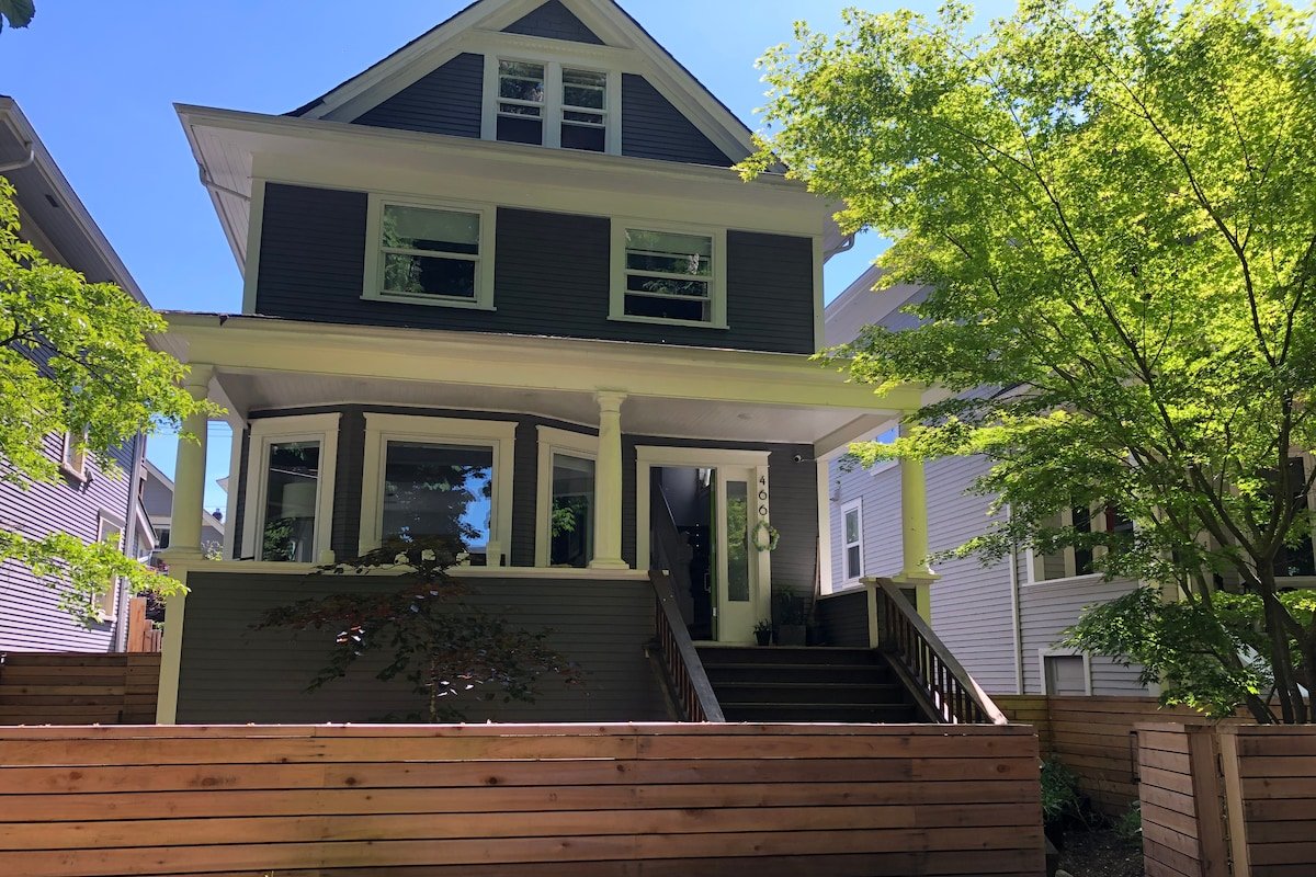 Character home ideal for families! gallery image 3