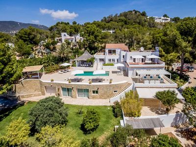 Cala Jondal- Sea view- pool- gym