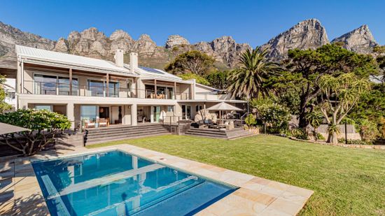 House Riomar Mountain Views