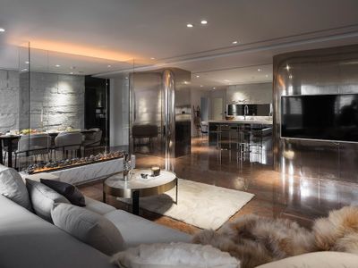 頂*級豪宅 /中山捷運站2分鐘/5房3衛/中島開放式廚房/13人/商業拍攝