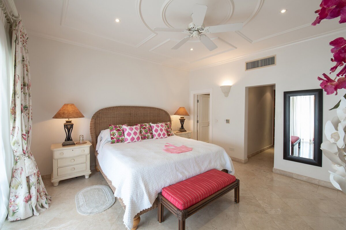 The Penthouse at Schooner Bay gallery image 3