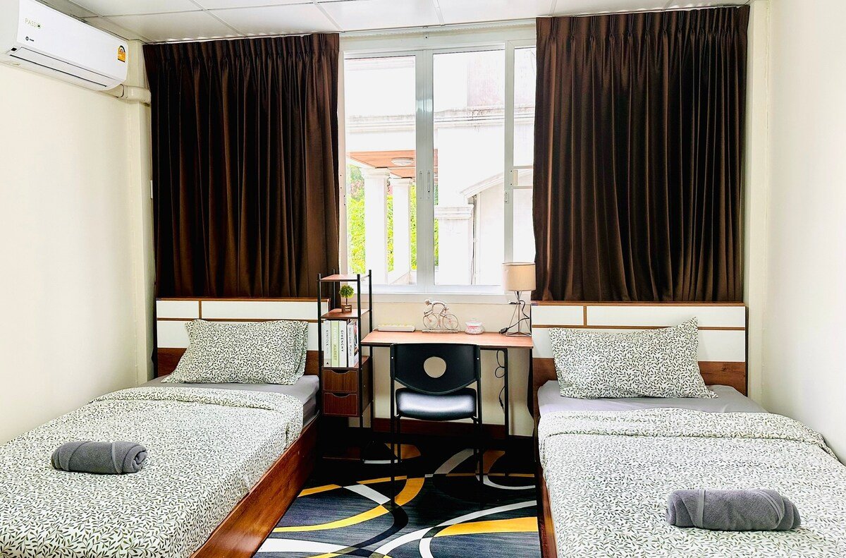 曼谷市中心｜5bedrooms ｜BTS Ekkamai 900米｜安静舒适 gallery image 5