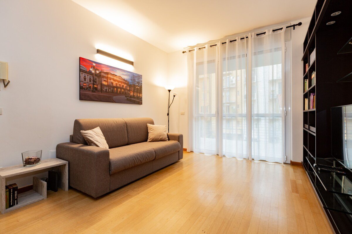Premuda20 Milan elegant apartment by Hospity gallery image 3