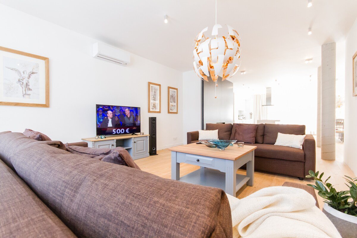 Glamour Excellent F 4-Bedrooms, 4-Bathrooms gallery image 5