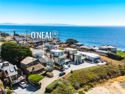 Corcoran Beachhouse – Stunning ocean views!