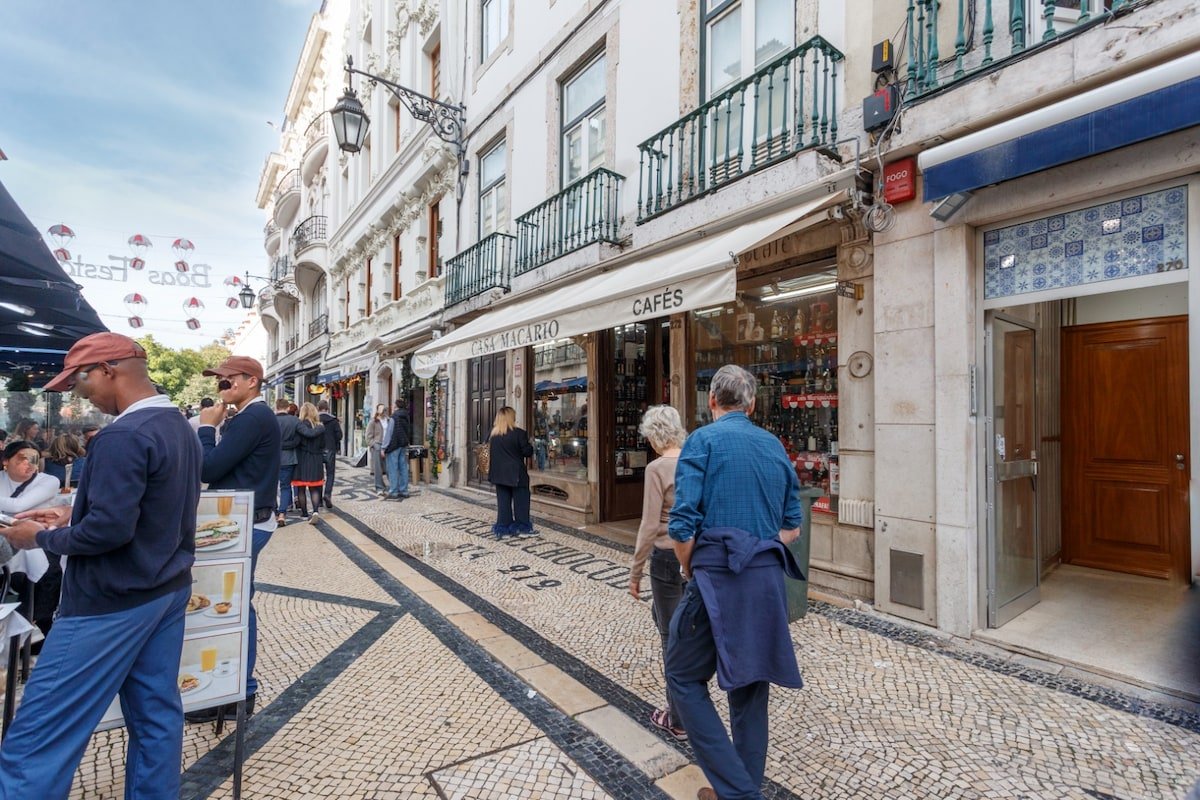 Modern apartament in Lisbon gallery image 4